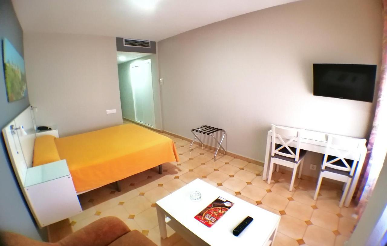 Apartamentos Resitur Sevilla Exteriör bild