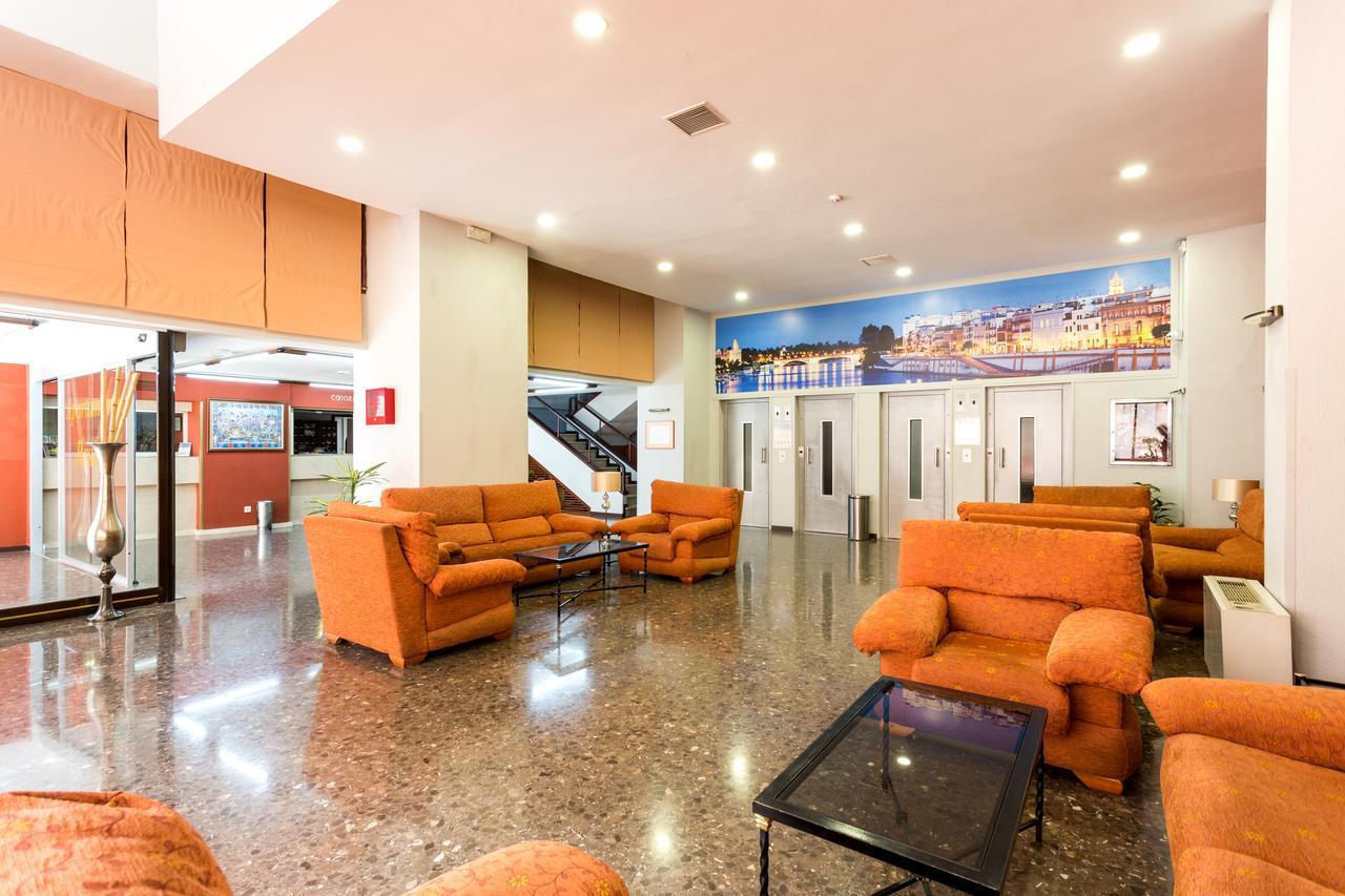 Apartamentos Resitur Sevilla Exteriör bild