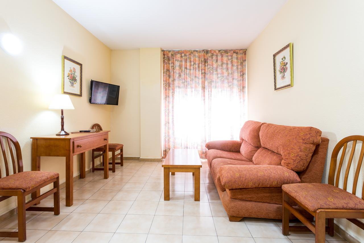 Apartamentos Resitur Sevilla Exteriör bild